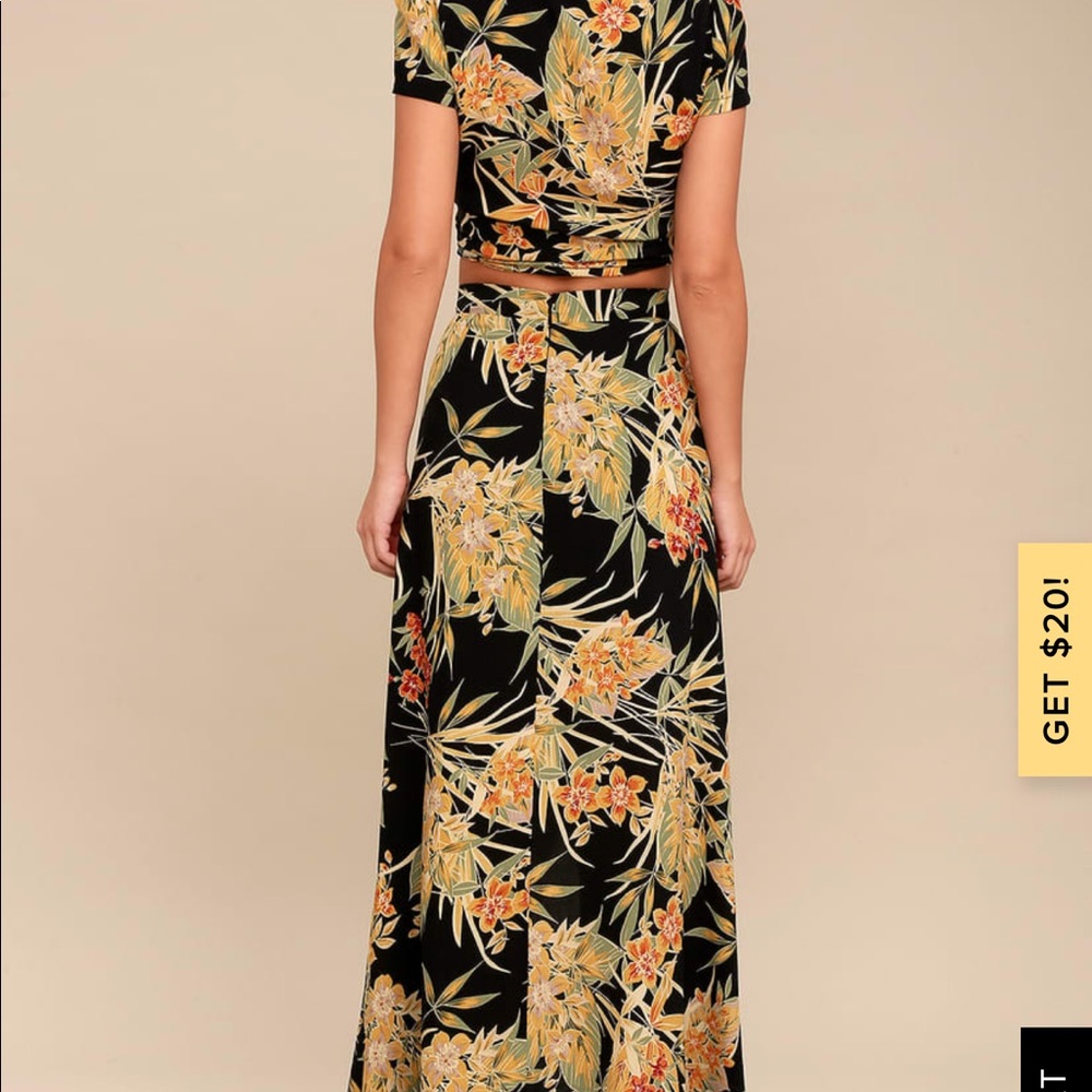 LULU’S - tropical two piece set (size s) - Picture 2 of 8